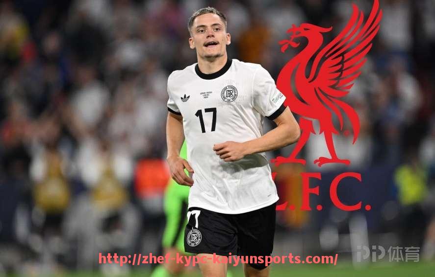 ky开云体育-世俱杯中场断球后发起快速反击的关键球员角色解析